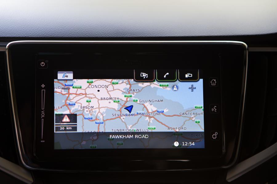 Детали интерьера Suzuki Baleno 2016 года  (UK) (фото 68 из 88)